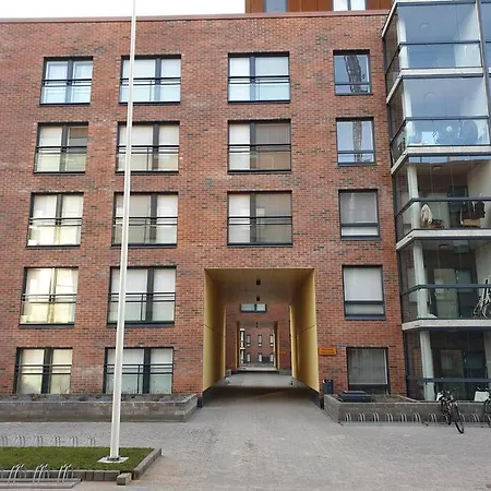 32m2 & Own Parking Place Indoors Apartment *