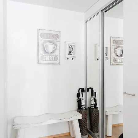 32m2 & Own Parking Place Indoors Turku