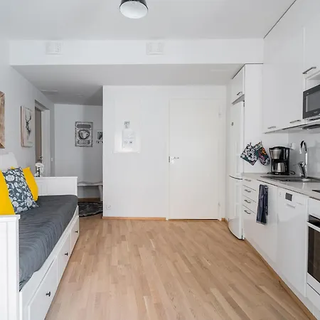 32m2 & Own Parking Place Indoors