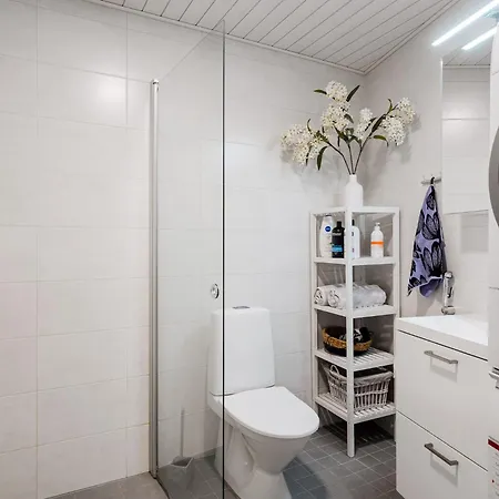 32m2 & Own Parking Place Indoors Апартаменты