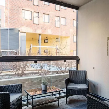32m2 & Own Parking Place Indoors Apartment